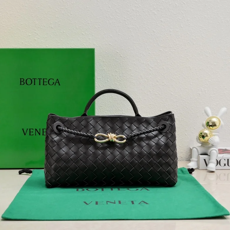 EyeCatching Bottega Veneta Top Handle Bags 51813