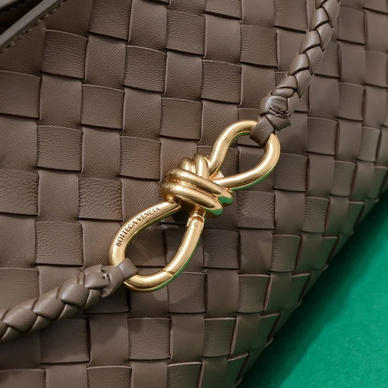 GoodFit Bottega Veneta Top Handle Bags 51850