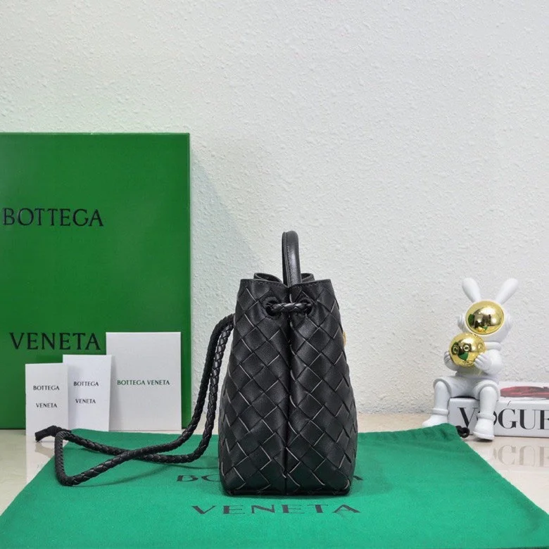 Trendsetting Bottega Veneta Top Handle Bags 51840