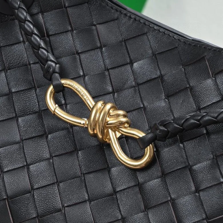 Trendsetting Bottega Veneta Top Handle Bags 51840