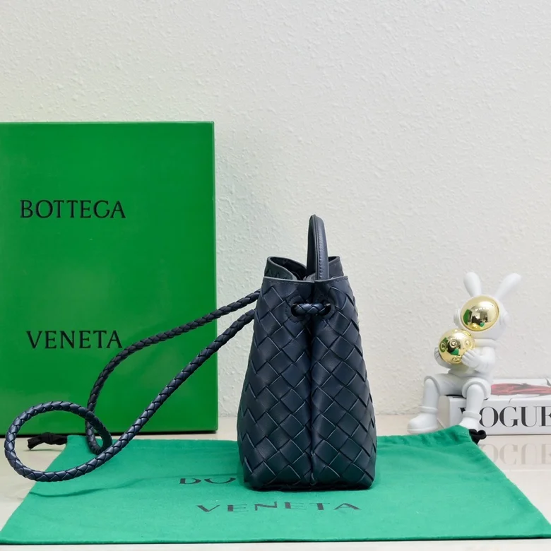 Bottega Veneta Top Handle Bags TimelessDesign 51805