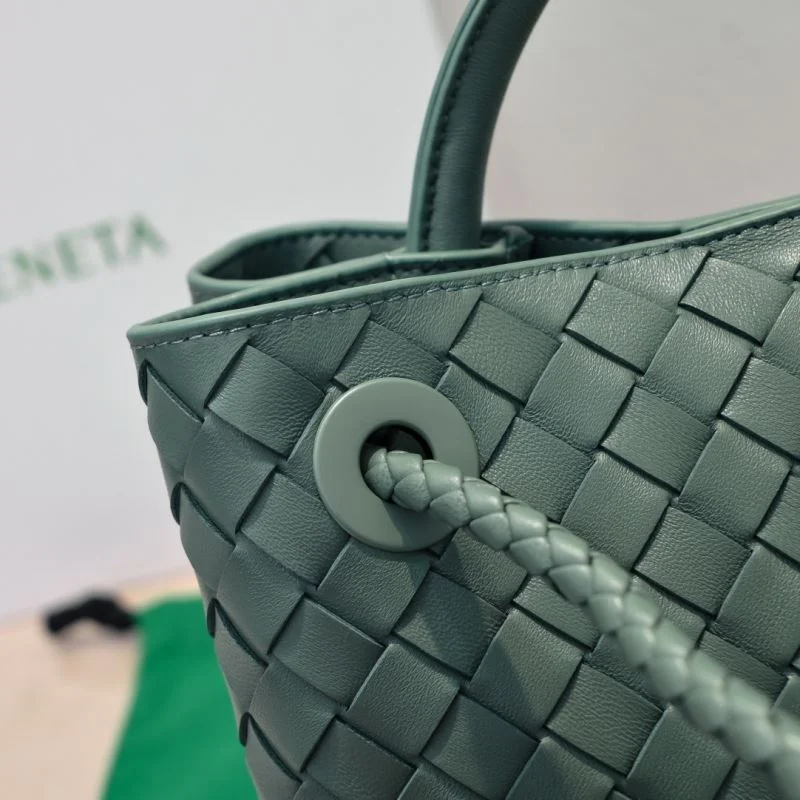 Unisex Bottega Veneta Top Handle Bags 51796