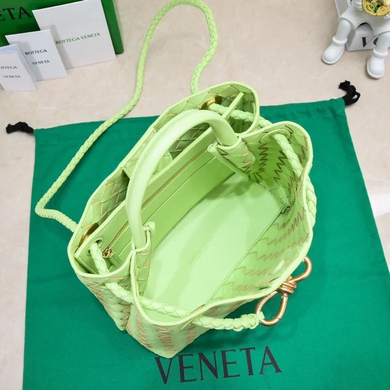 Classic Bottega Veneta Top Handle Bags 51793