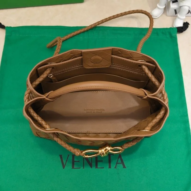 Bottega Veneta Top Handle Bags Unisex 51794