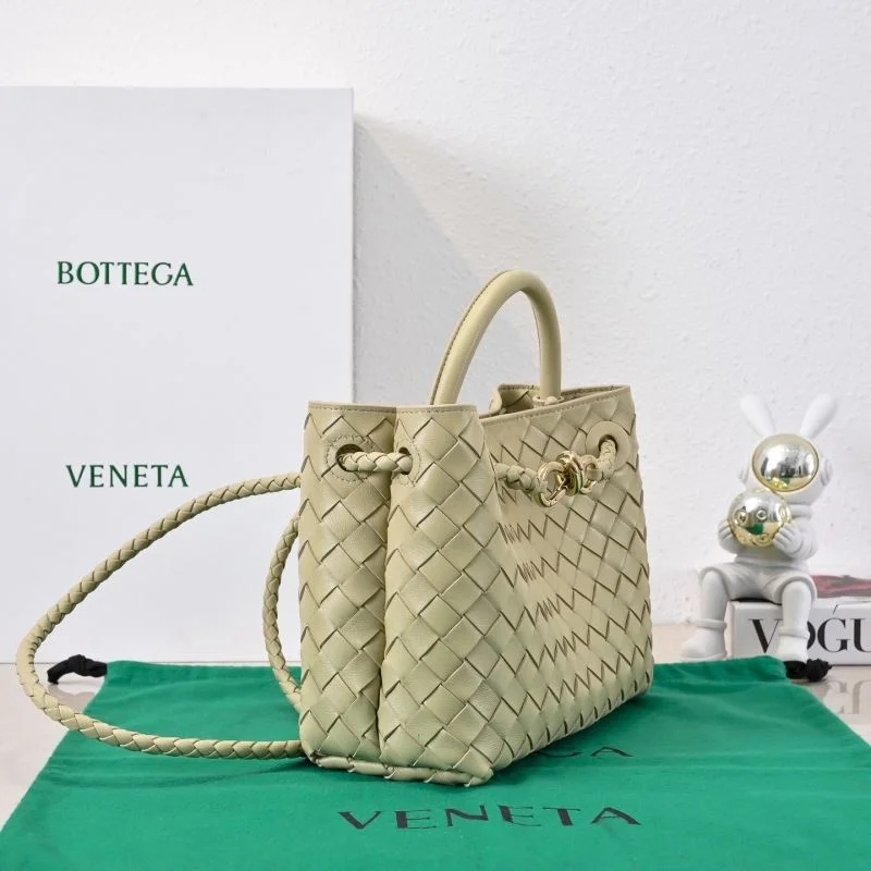 Functional Bottega Veneta Top Handle Bags 51790