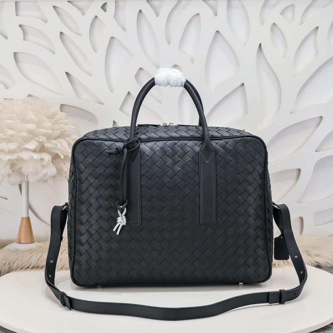 Minimalist Bottega Veneta Travel Bags 91553