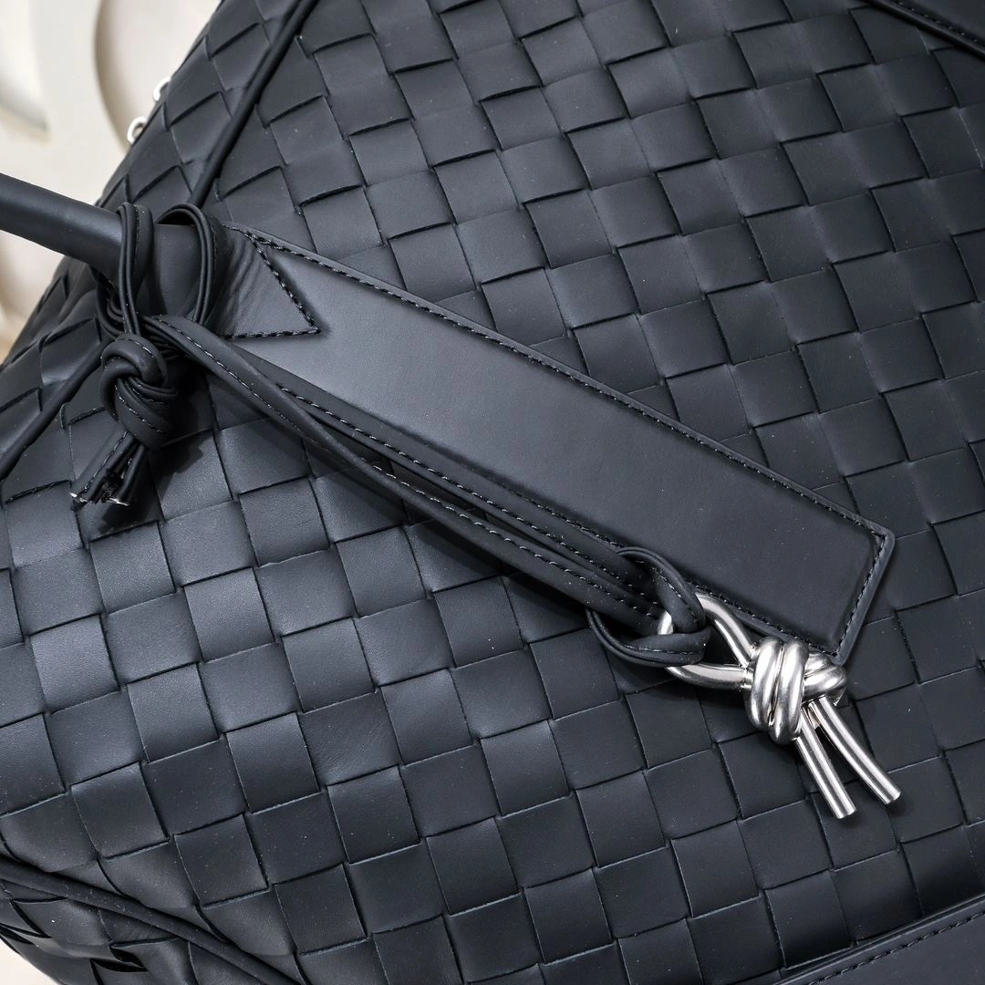 Minimalist Bottega Veneta Travel Bags 91553