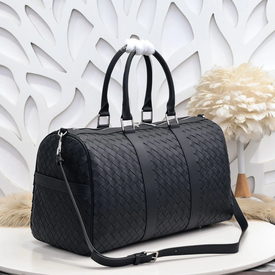 Bottega Veneta Travel Bags Sleek 91544
