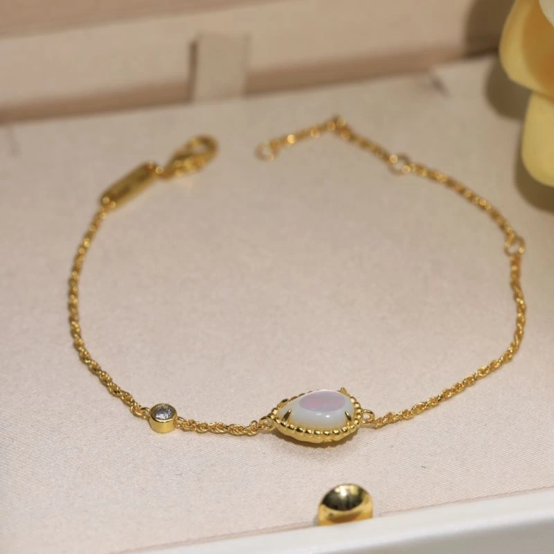 BestValue Boucheron Bracelets 214362