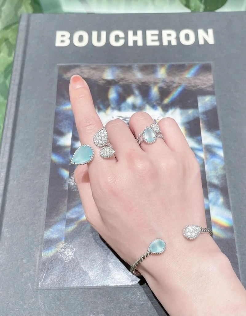 WeatherProof Boucheron Bracelets 213127