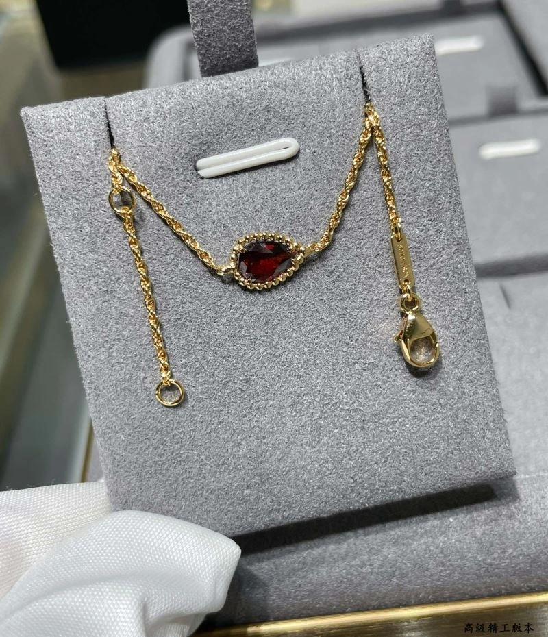 EyeCatching Boucheron Bracelets 212516