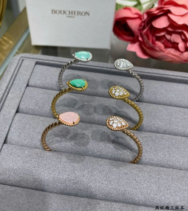 Elegant Boucheron Bracelets 212425