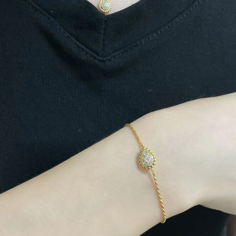Classic Boucheron Bracelets 212430