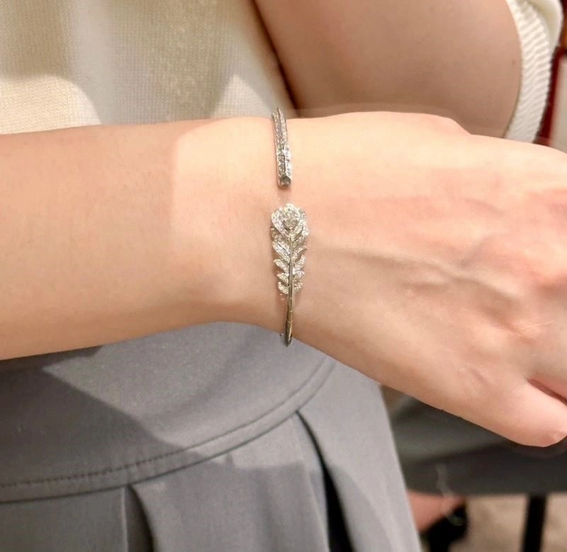 Flexible Boucheron Bracelets 210154