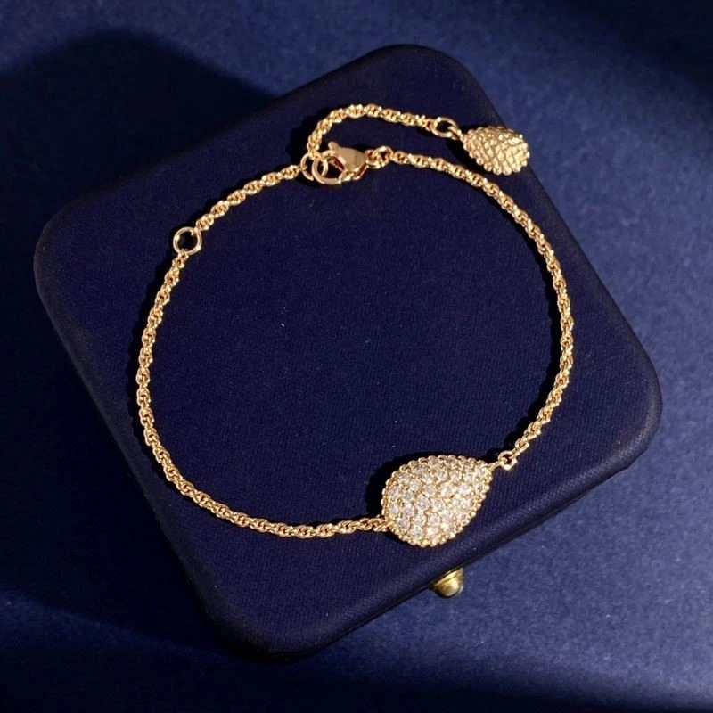 UrbanChic Boucheron Bracelets 210153