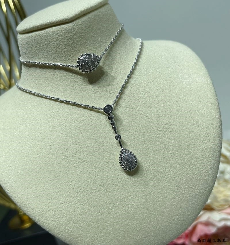 Durable Boucheron Bracelets 210131