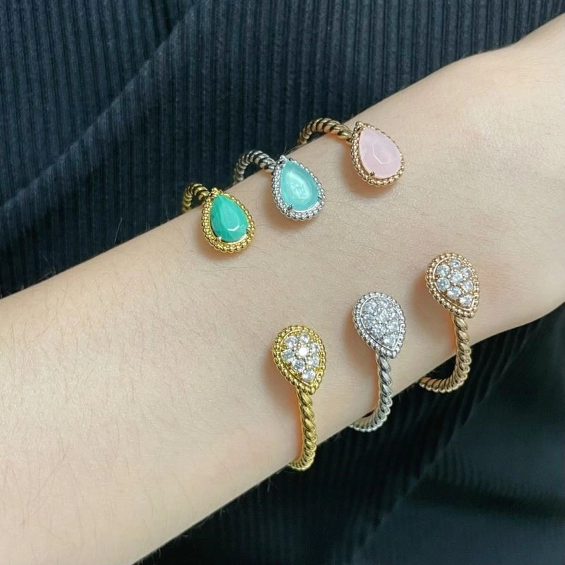 Premium Boucheron Bracelets 210133