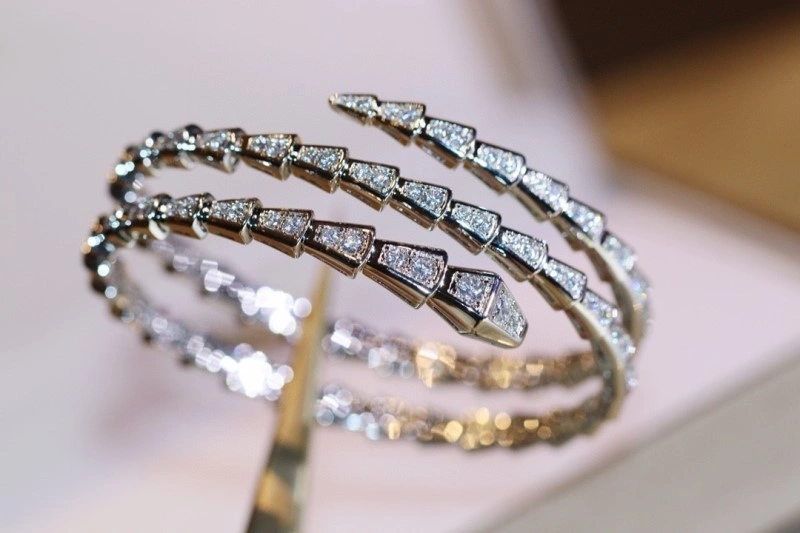 Sleek Boucheron Bracelets 208864