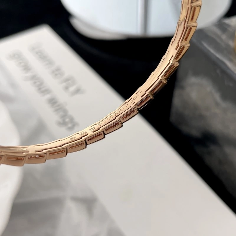 MoistureWicking Boucheron Bracelets 208862