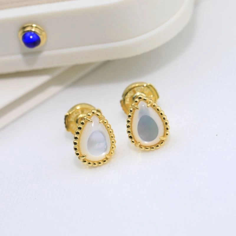 ModernLook Boucheron Earrings 214355