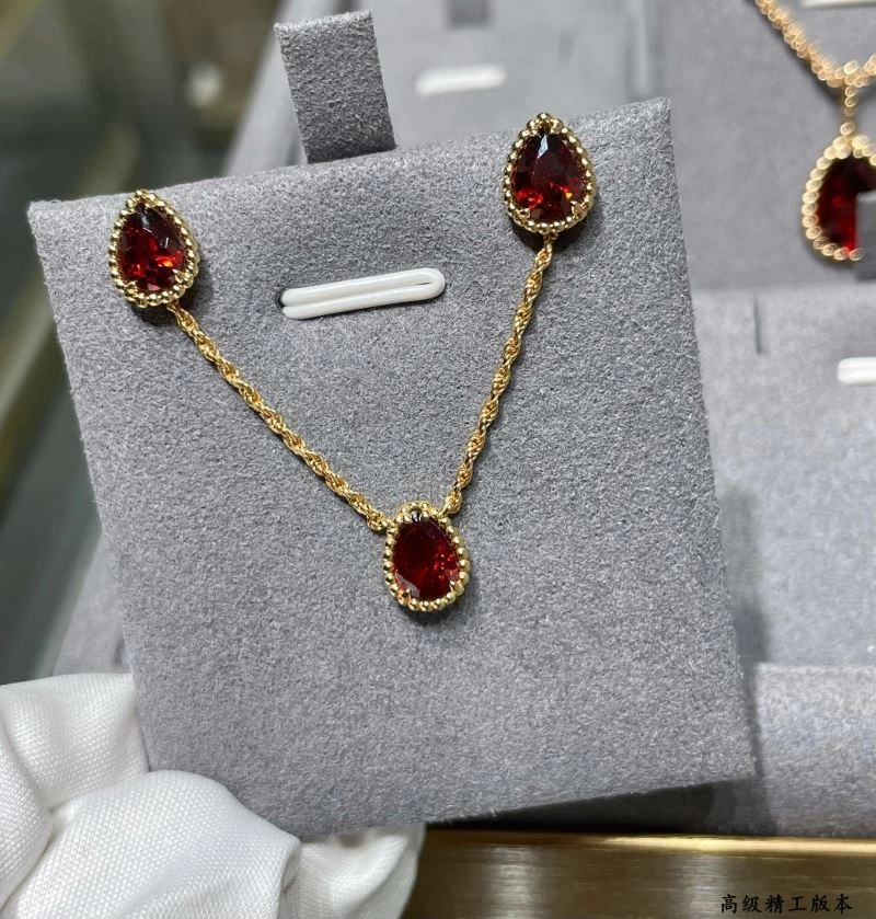 Boucheron Earrings EasyCare 212409