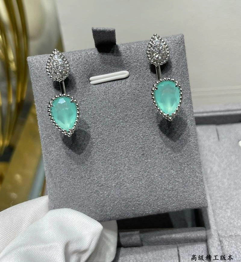 Flexible Boucheron Earrings 212405