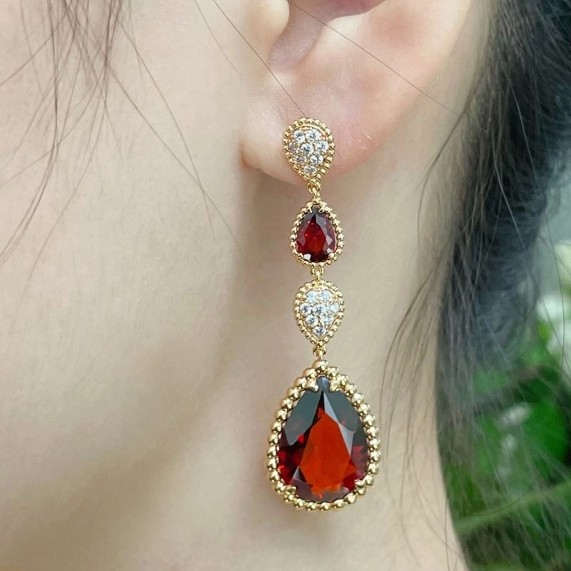Boucheron Earrings TimelessDesign 212406
