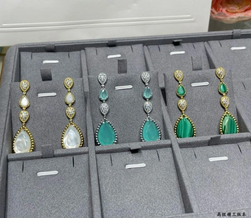 Boucheron Earrings SoftTouch 212404