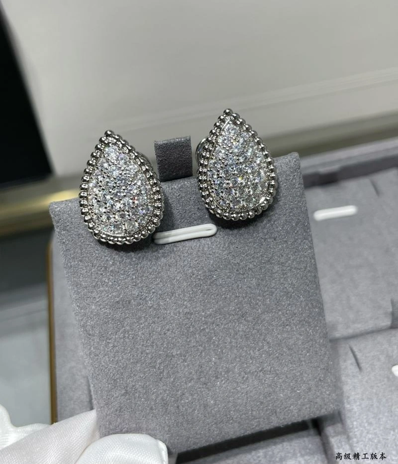 Elegant Boucheron Earrings 212400