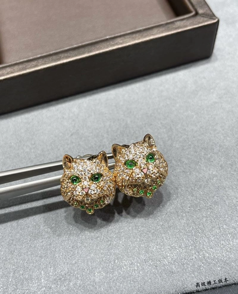 Vibrant Boucheron Earrings 212396