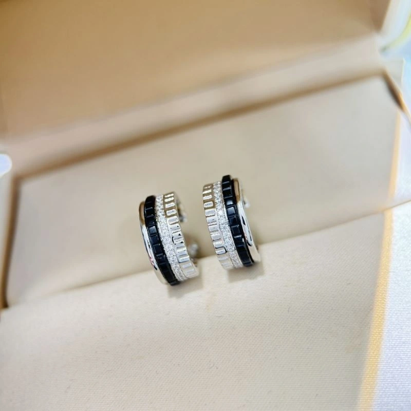 Stylish Boucheron Earrings 211448