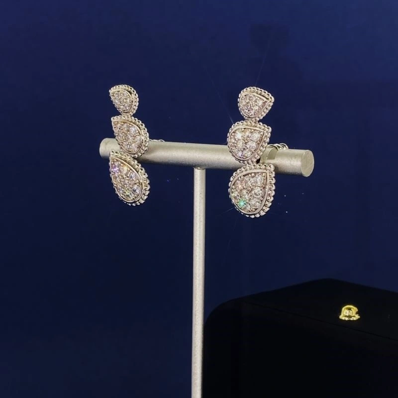 Boucheron Earrings Original 210138
