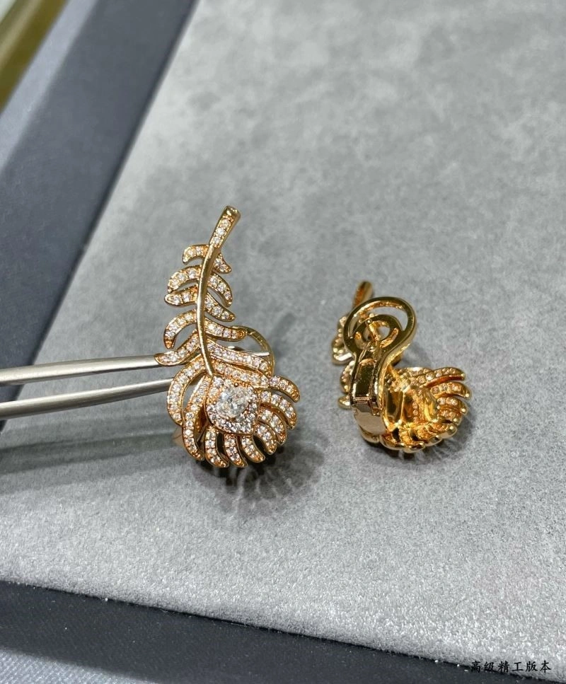 Boucheron Earrings Comfortable 210135