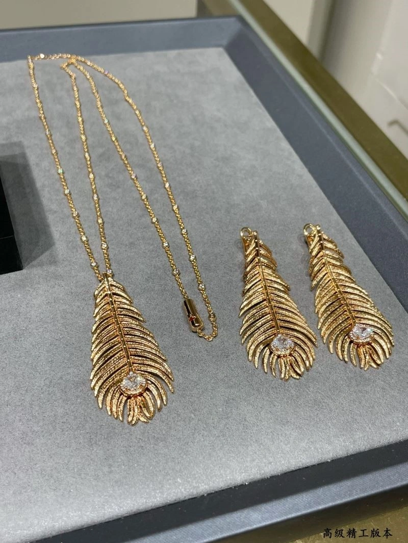 Reliable Boucheron Earrings 210120