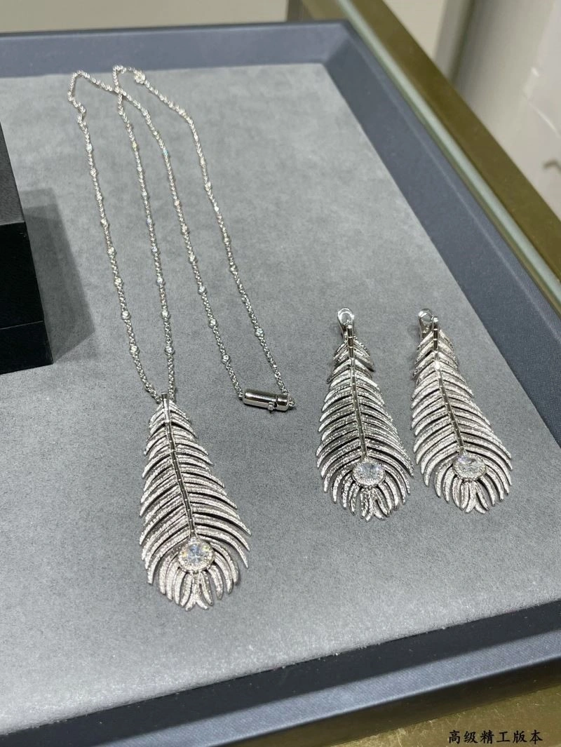 Reliable Boucheron Earrings 210120