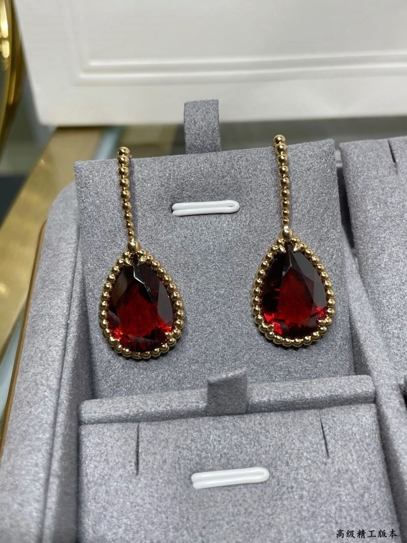 Boucheron Earrings GoodFit 210111