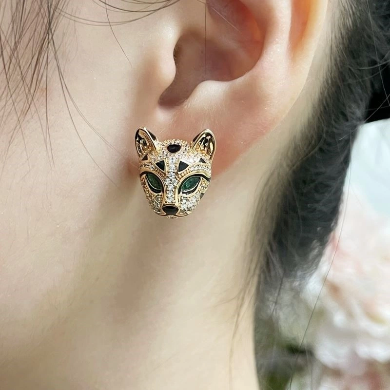 Neat Boucheron Earrings 210097
