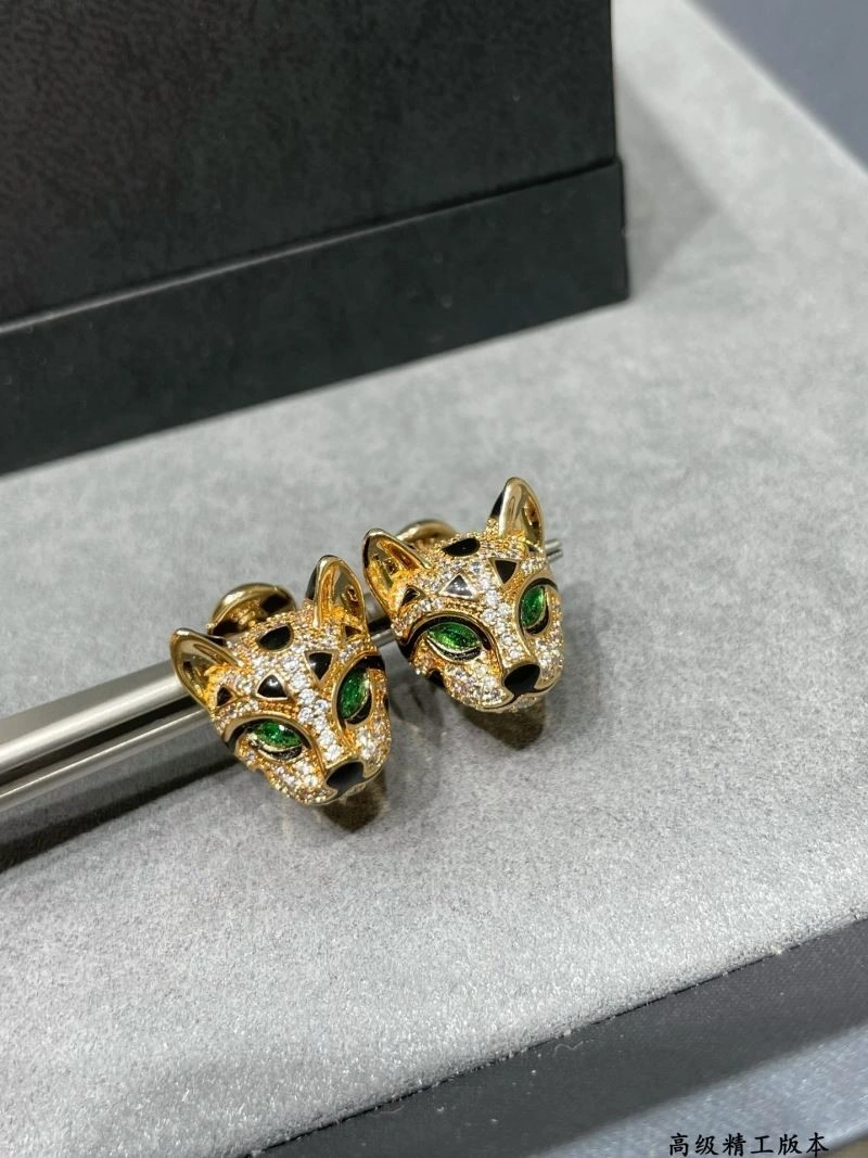 Neat Boucheron Earrings 210097