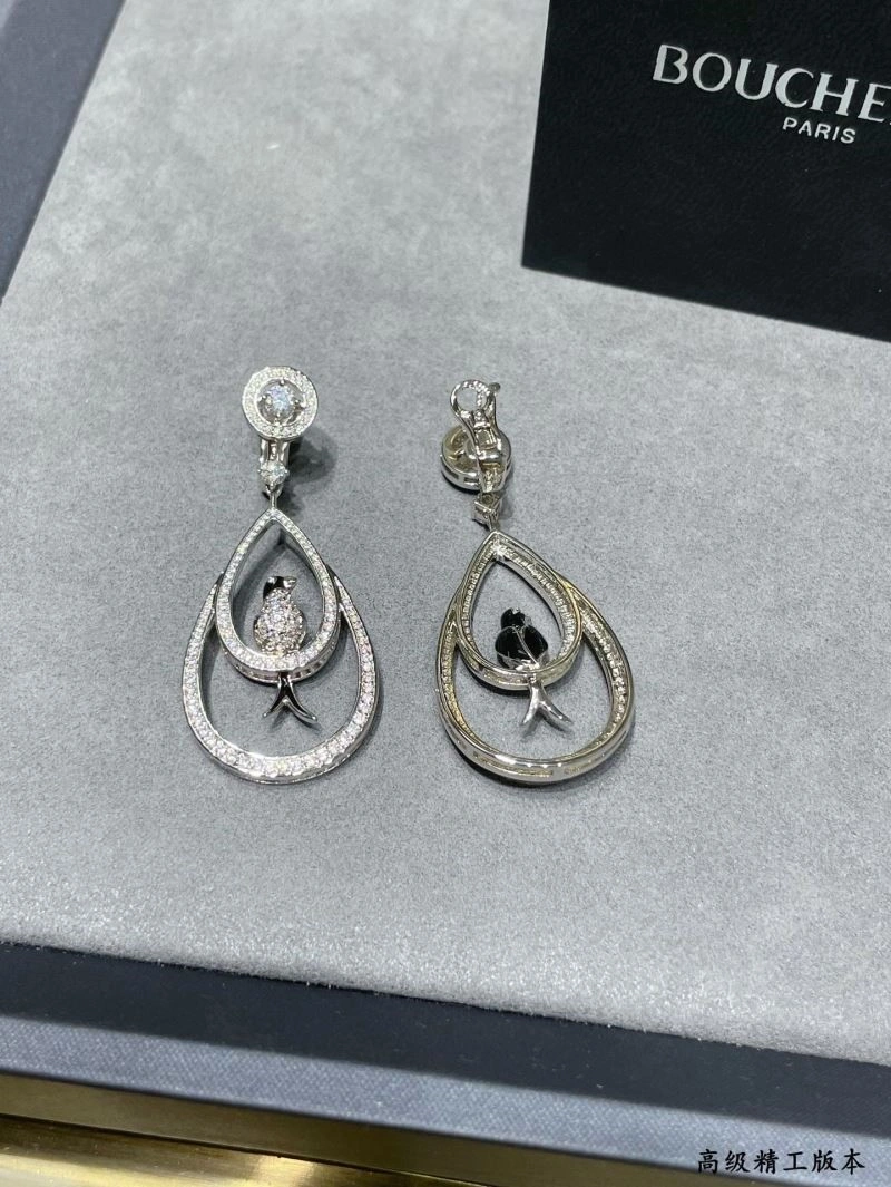 Boucheron Earrings Unique 210094