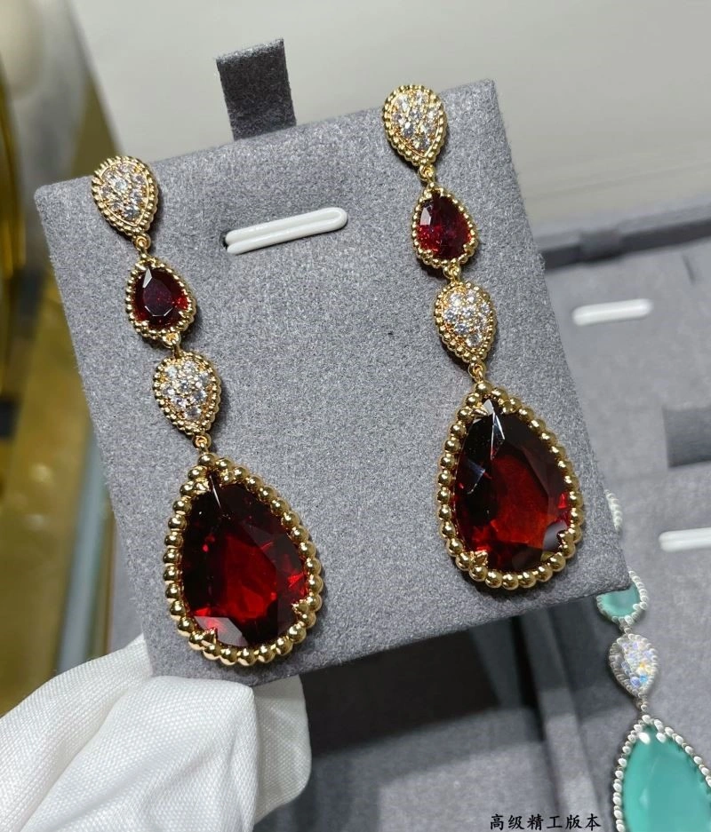 Attractive Boucheron Earrings 210093