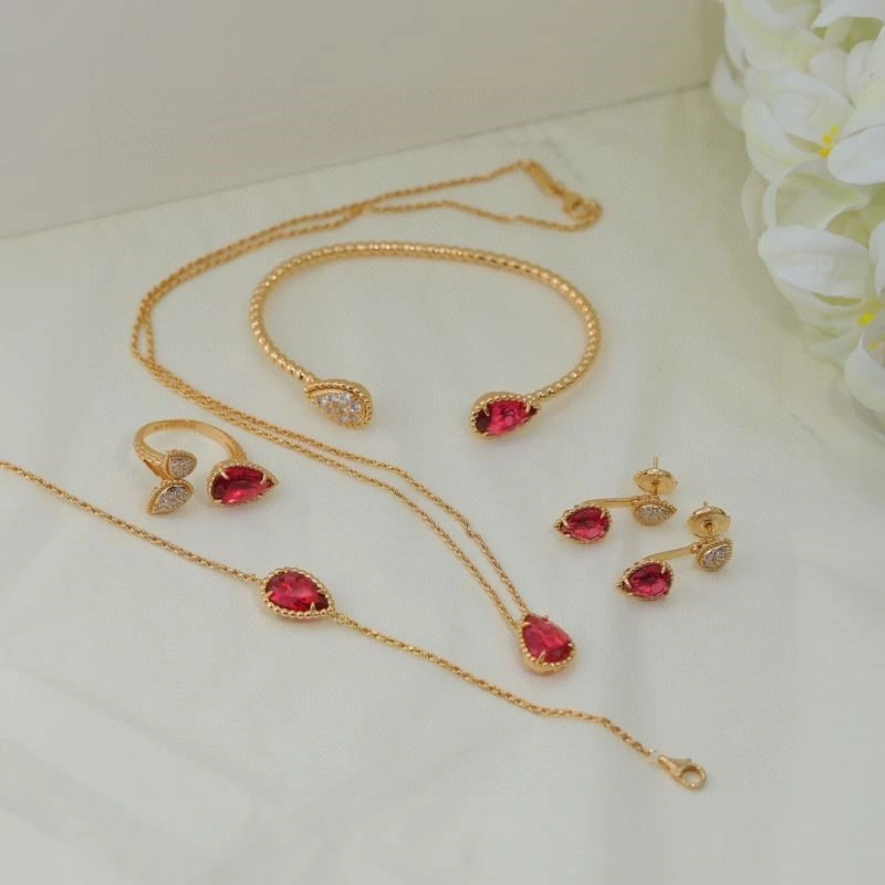 Flexible Boucheron Earrings 209451