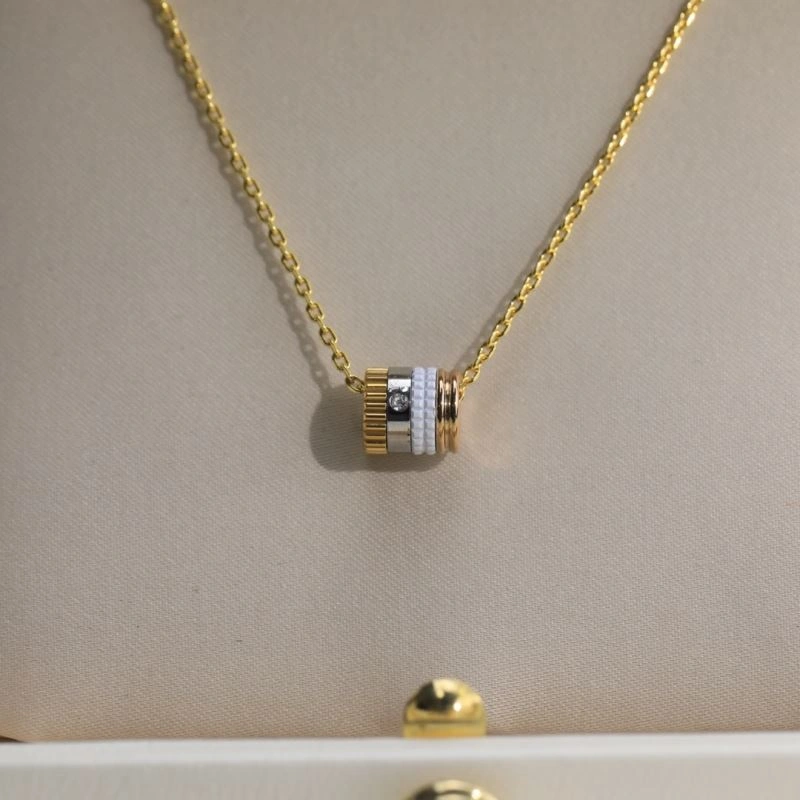 Boucheron Necklaces Packable 214012