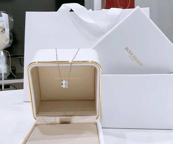 Functional Boucheron Necklaces 214683