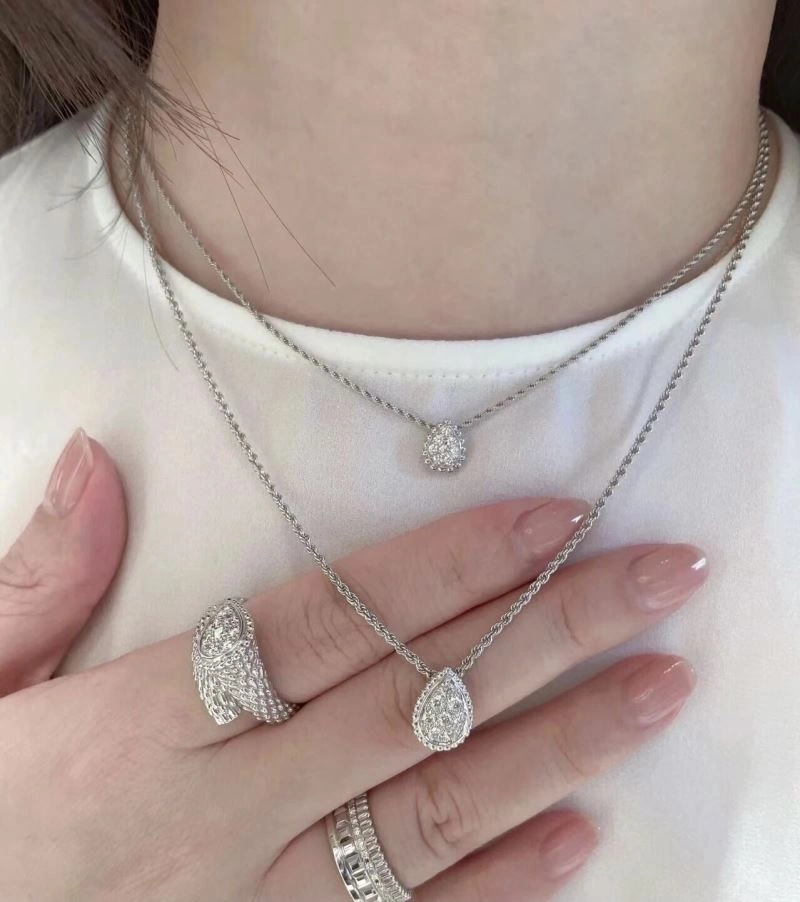 Cozy Boucheron Necklaces 214354
