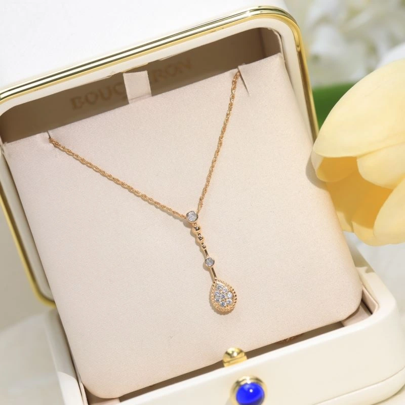 Cozy Boucheron Necklaces 214334