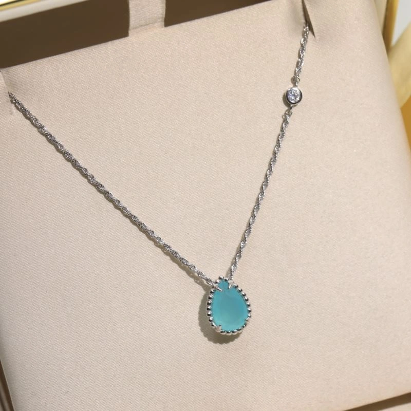 WaterResistant Boucheron Necklaces 214330