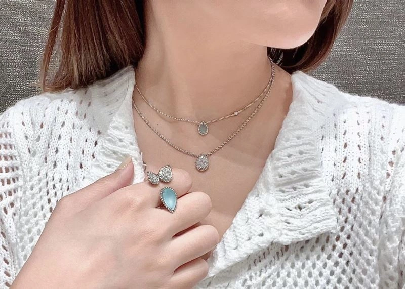 Boucheron Necklaces Vibrant 214341