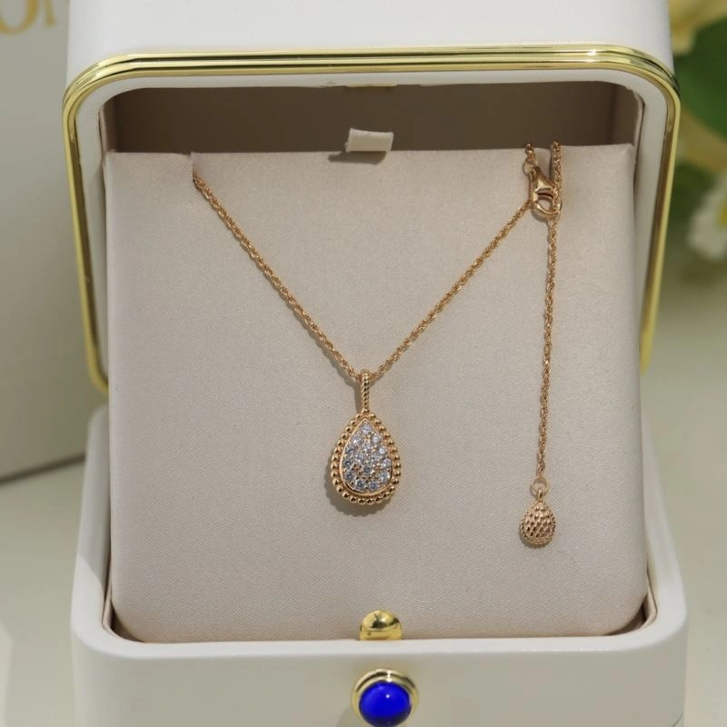 Packable Boucheron Necklaces 214339