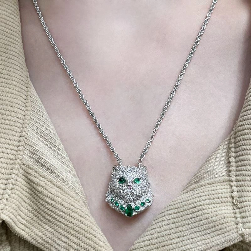 Chic Boucheron Necklaces 212657