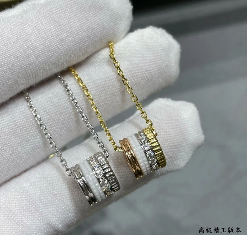 Classic Boucheron Necklaces 212390
